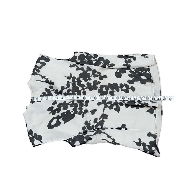 ARMANI COLLEZIONI Ruffled Front Sleeveless Blouse Women’s Size 8 Italy - Picture 9 of 11